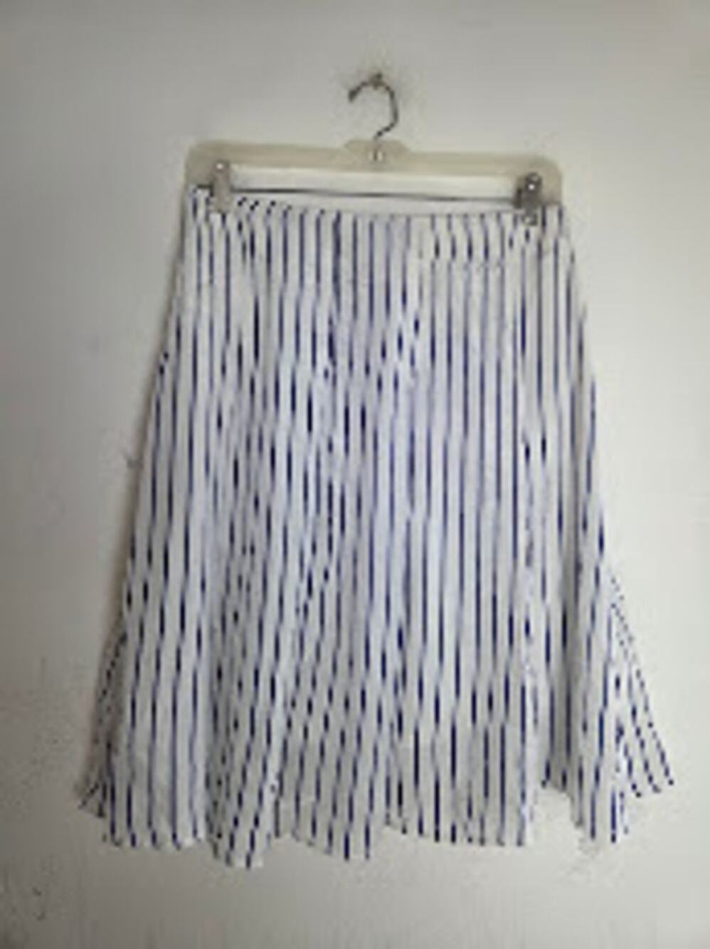 NWT J.Crew Blue & White Stripped A-Line Pleated Knee Length Skirt size 4/Small